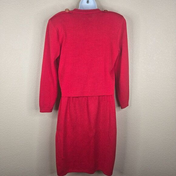 Vintage St John Santana Knit Skirt Sweater Set Womens 4 Red Gold Buttons - Picture 7 of 13
